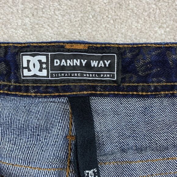 Vintage DC Shoes Mens 38 (Fits 40) Danny Way Skateboarding Denim Cropped Jeans - Picture 8 of 13